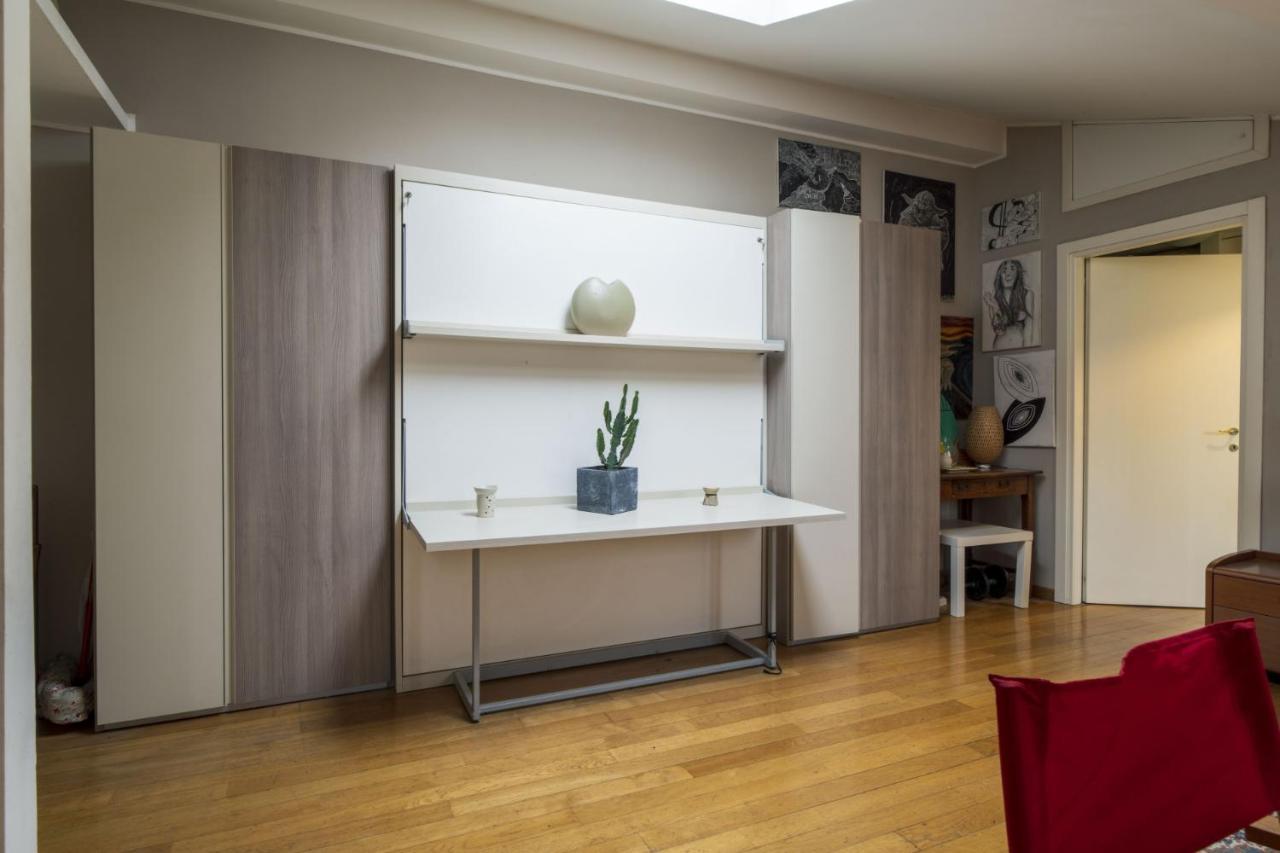 Easylife - Accogliente Monolocale In Zona Navigli Apartment Milan Luaran gambar