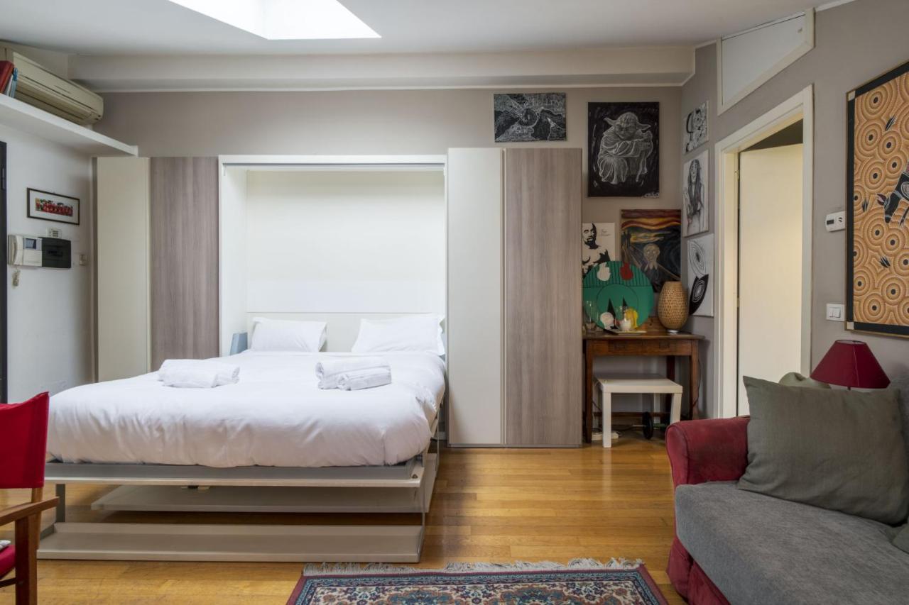 Easylife - Accogliente Monolocale In Zona Navigli Apartment Milan Luaran gambar