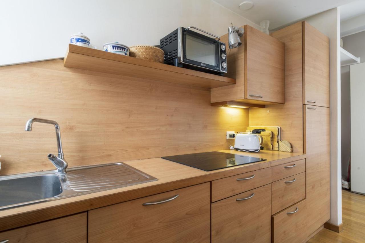 Easylife - Accogliente Monolocale In Zona Navigli Apartment Milan Luaran gambar